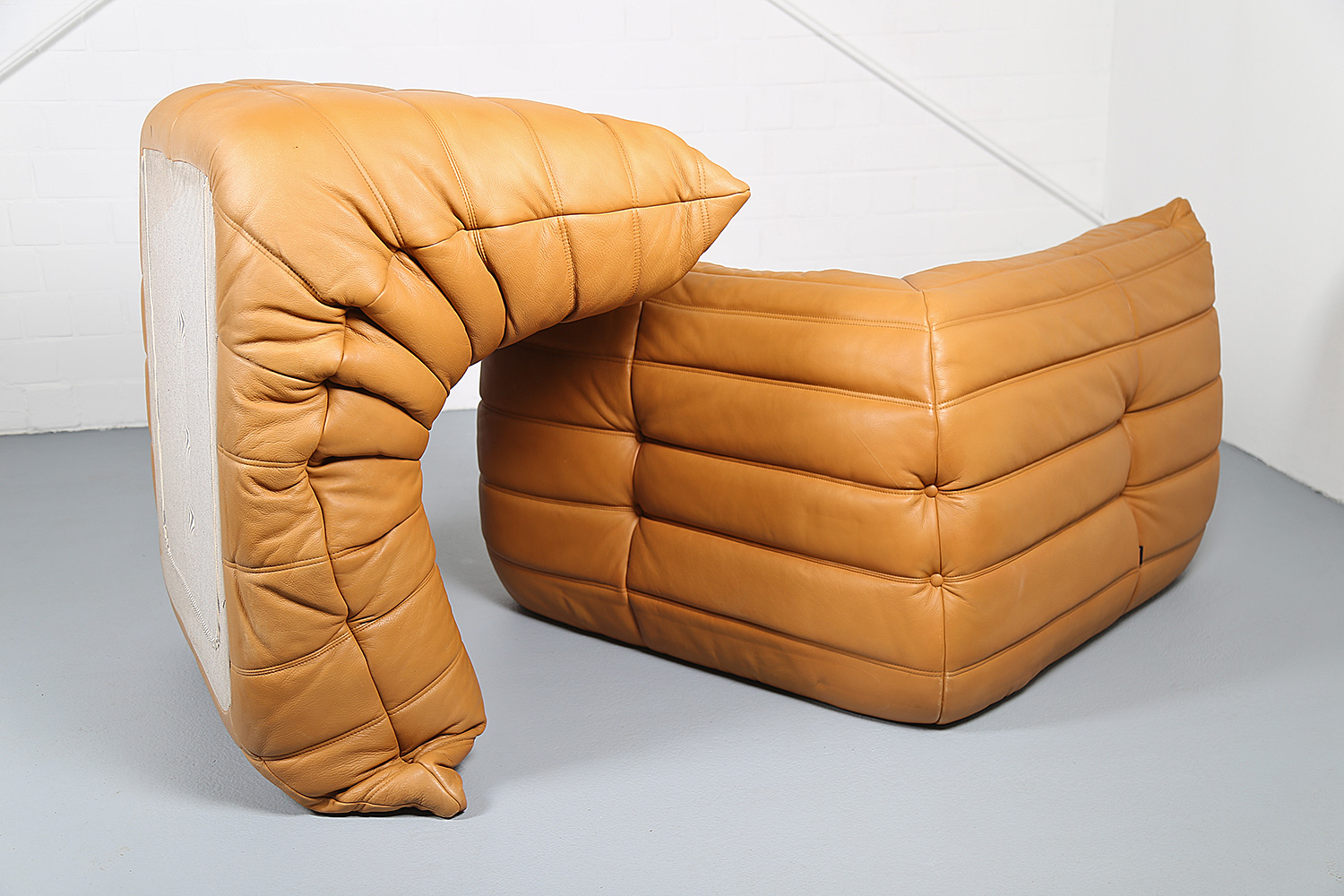 Ligne Roset Togo Leder Cognac, gebrauchtes Design-Sofa, Michel Ducaroy Klassiker, Vintage Togo Sofa Original.