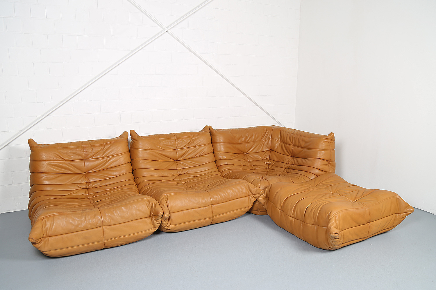 Ligne Roset Togo Leder Cognac, gebrauchtes Design-Sofa, Michel Ducaroy Klassiker, Vintage Togo Sofa Original.