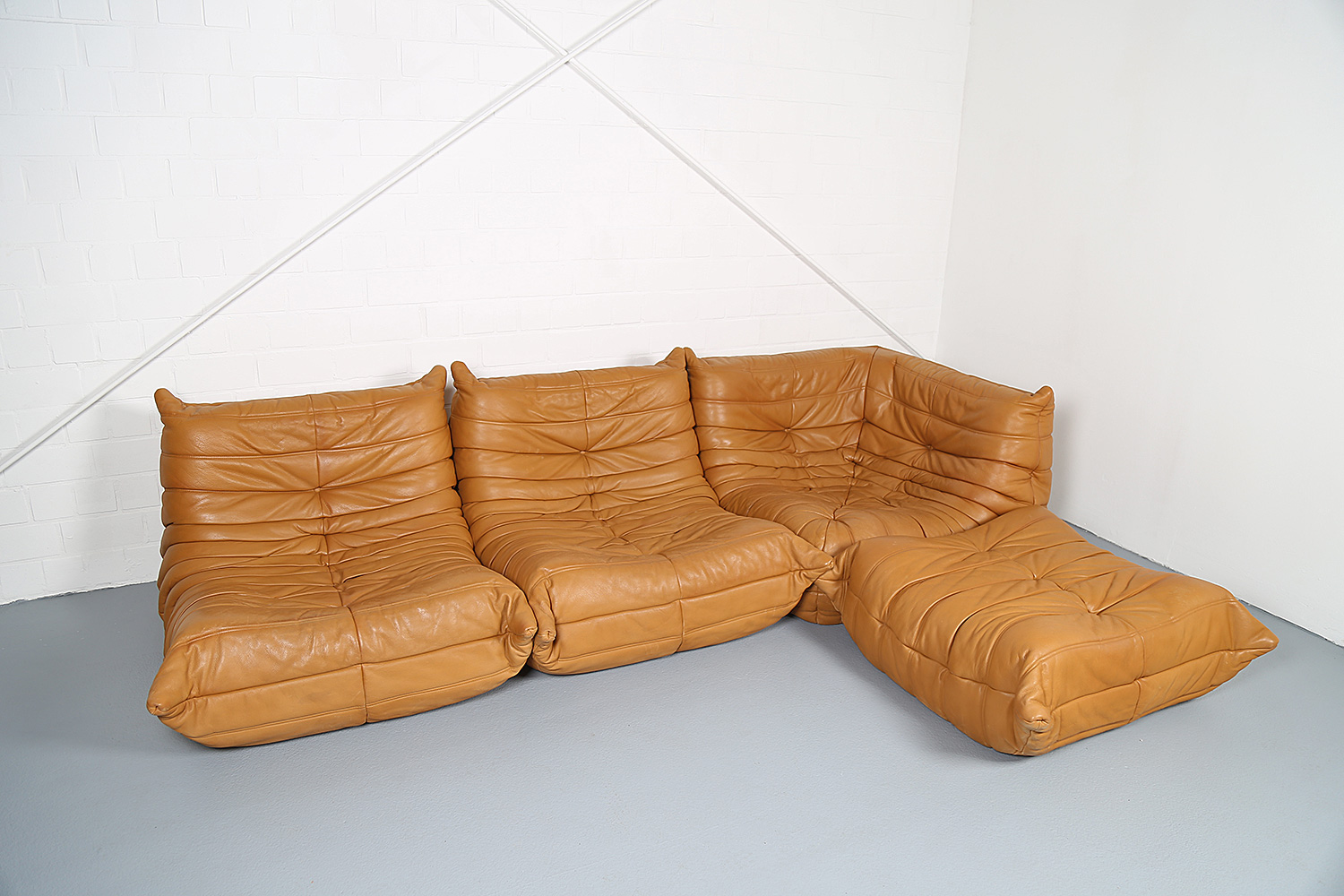 Ligne Roset Togo Leder Cognac, gebrauchtes Design-Sofa, Michel Ducaroy Klassiker, Vintage Togo Sofa Original.