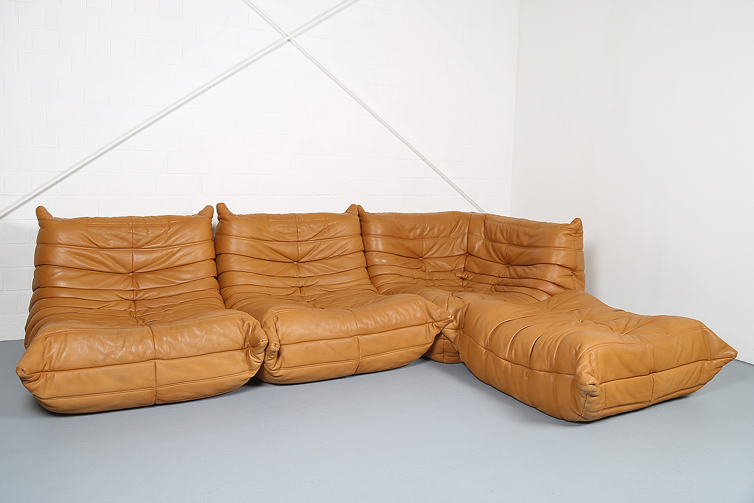 Ligne Roset Togo Leder Cognac, gebrauchtes Design-Sofa, Michel Ducaroy Klassiker, Vintage Togo Sofa Original.