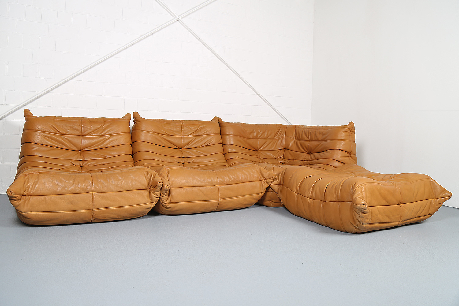 Ligne Roset Togo Leder Cognac, gebrauchtes Design-Sofa, Michel Ducaroy Klassiker, Vintage Togo Sofa Original.