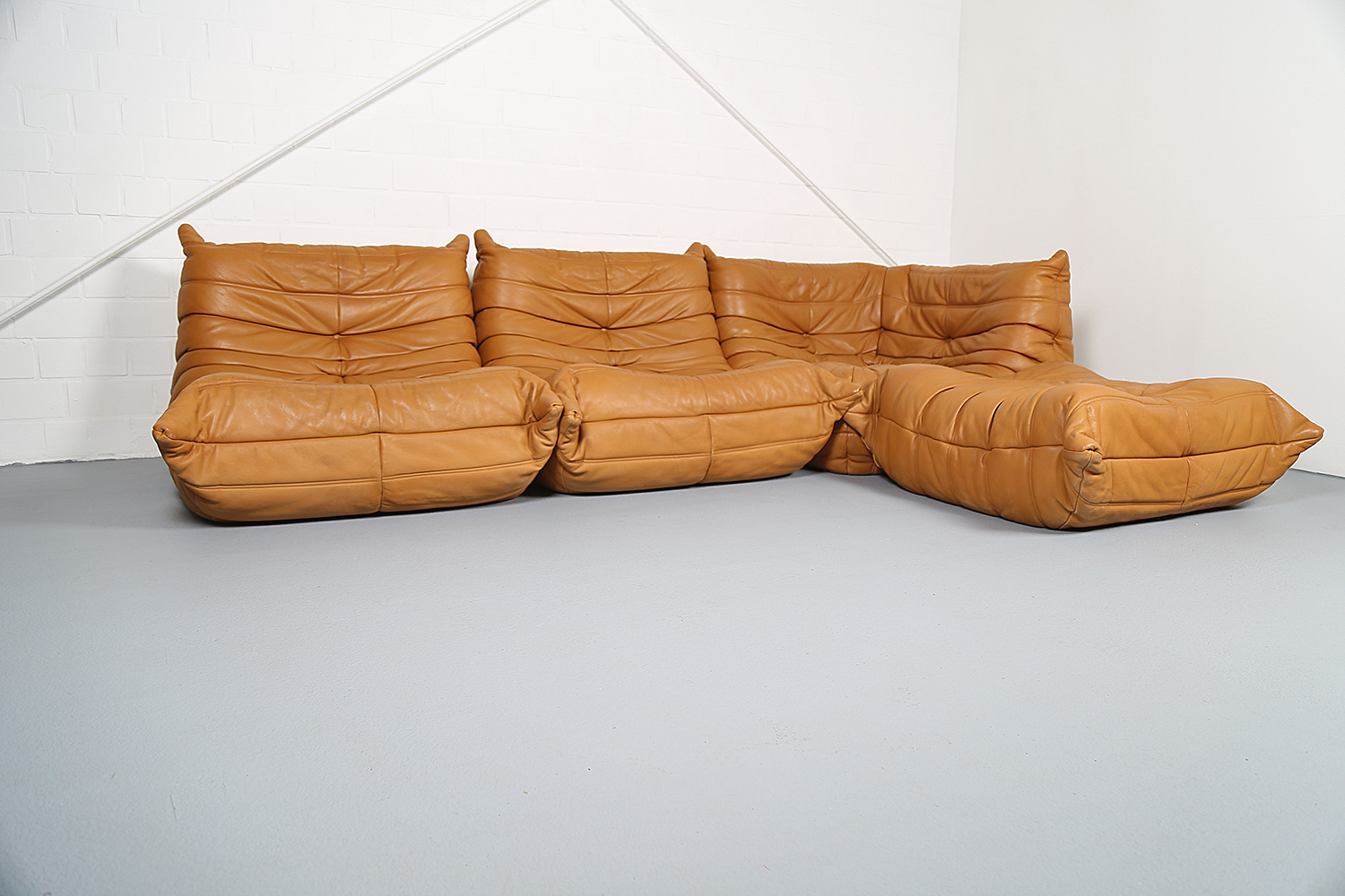 Ligne Roset Togo Leder Cognac, gebrauchtes Design-Sofa, Michel Ducaroy Klassiker, Vintage Togo Sofa Original.