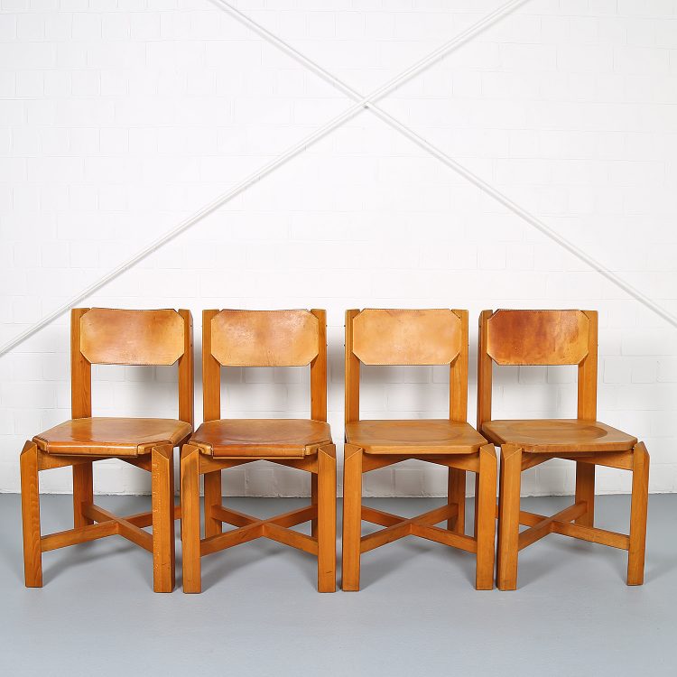 Wasa Esszimmerstühle im Stil von Pierre Chapo, hochwertiges Buchenholz mit Sitzfläche aus Kernleder, französisches Design der 60er und 70er Jahre.