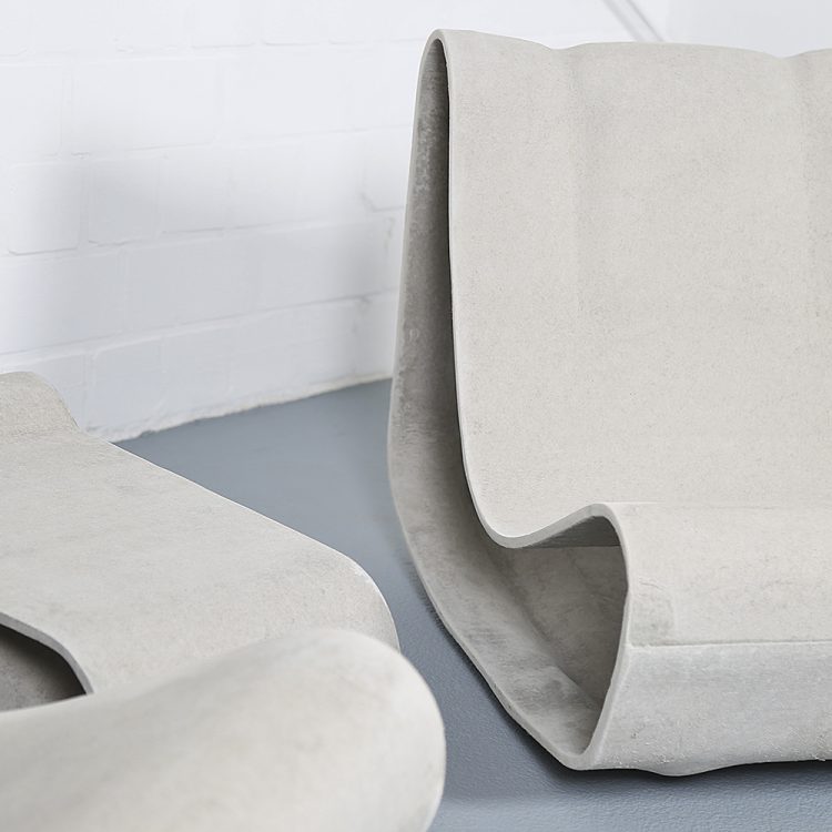 Swisspearl/Eternit Willy Guhl Set of 2 Loop Chairs an 1 Loop Table