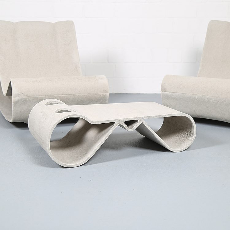 Swisspearl/Eternit Willy Guhl Set of 2 Loop Chairs an 1 Loop Table