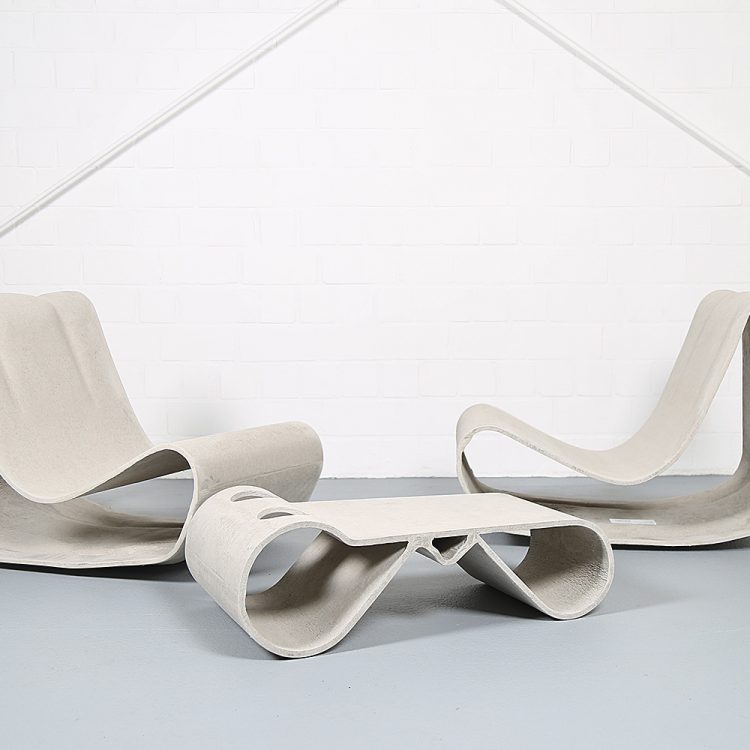 Swisspearl/Eternit Willy Guhl Set of 2 Loop Chairs an 1 Loop Table