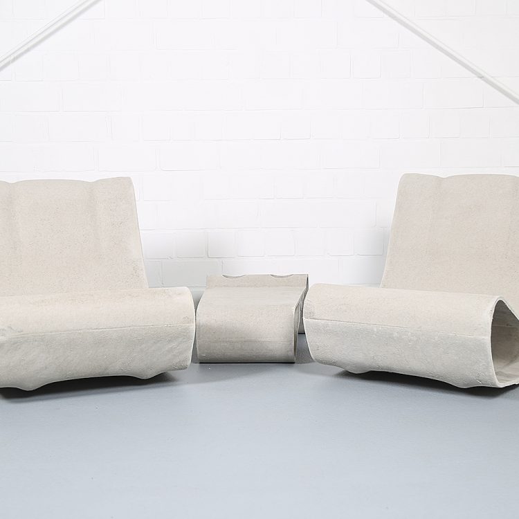 Swisspearl/Eternit Willy Guhl Set of 2 Loop Chairs an 1 Loop Table